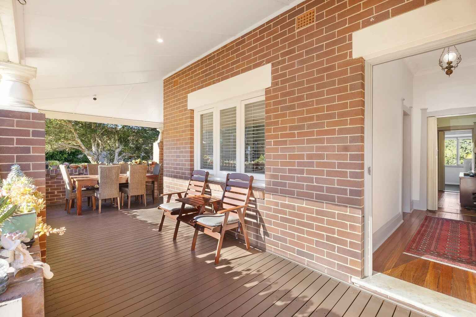 2 Merrenburn Avenue Naremburn