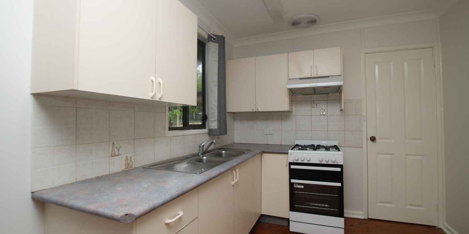 25 Gasmata Street Whalan