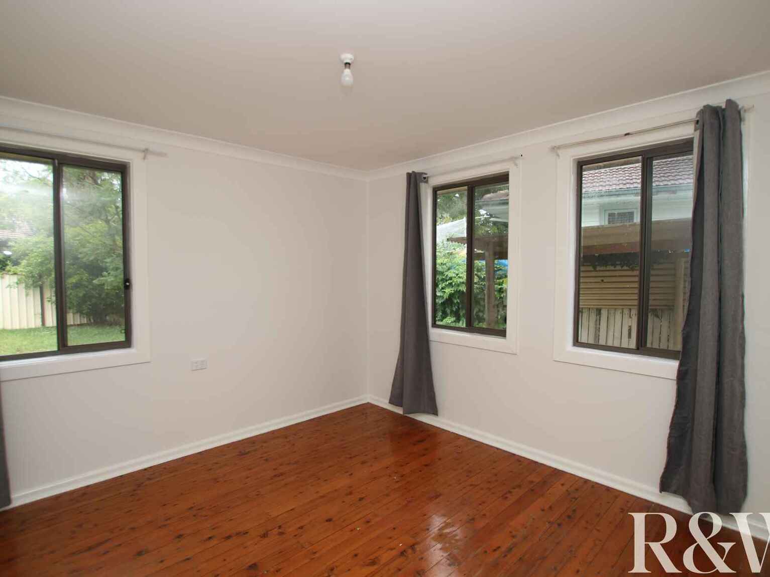 25 Gasmata Street Whalan