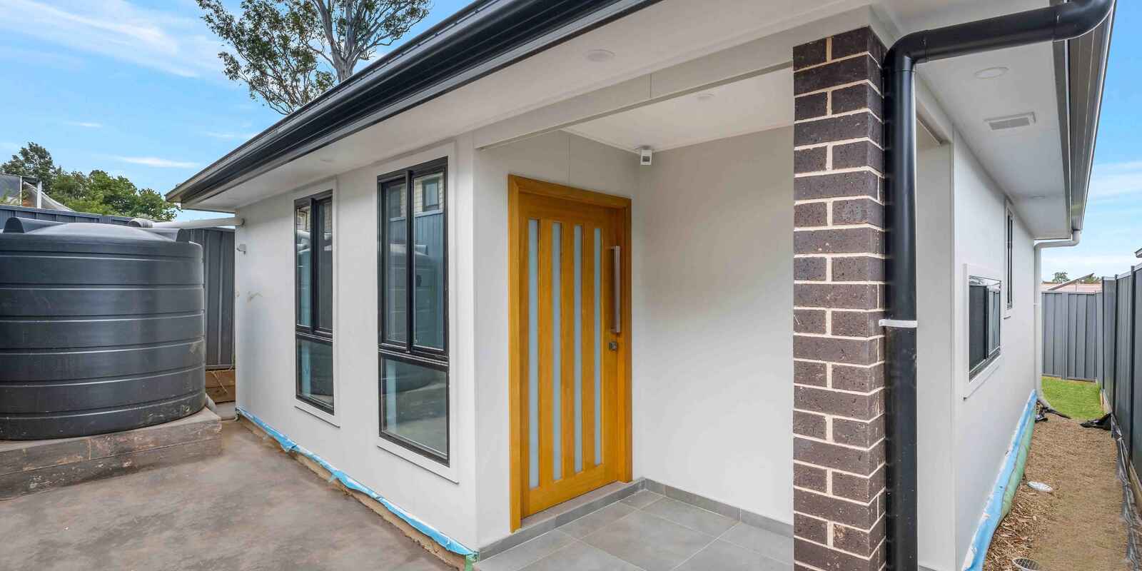 150c Hill Road Lurnea