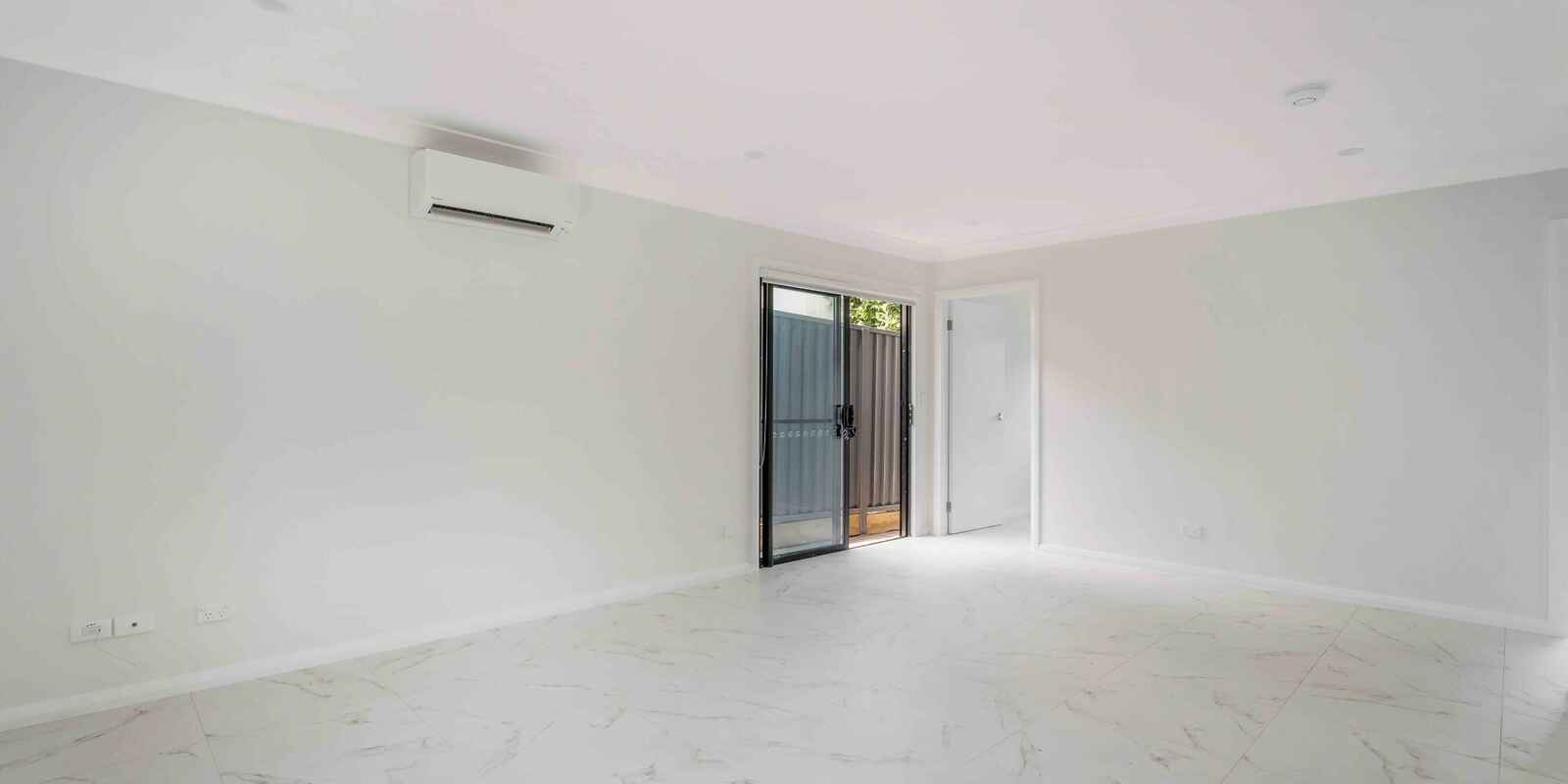 150c Hill Road Lurnea