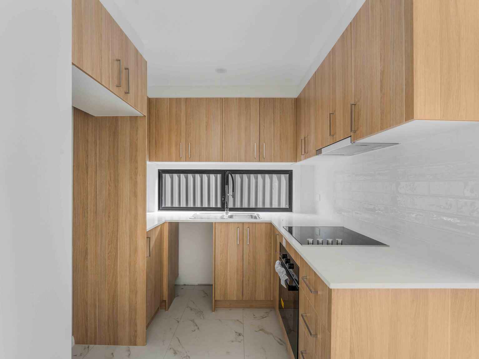 150c Hill Road Lurnea