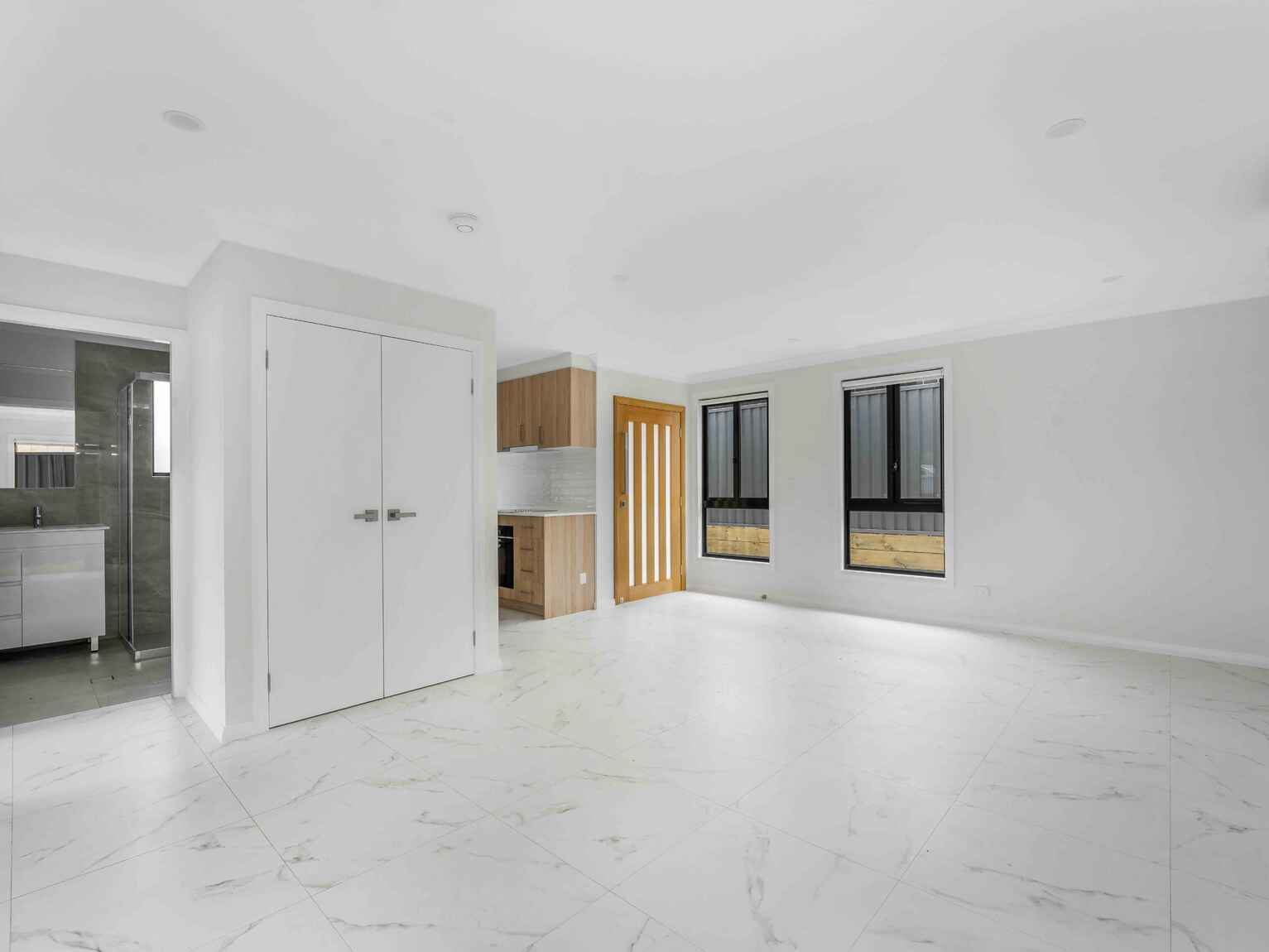 150c Hill Road Lurnea