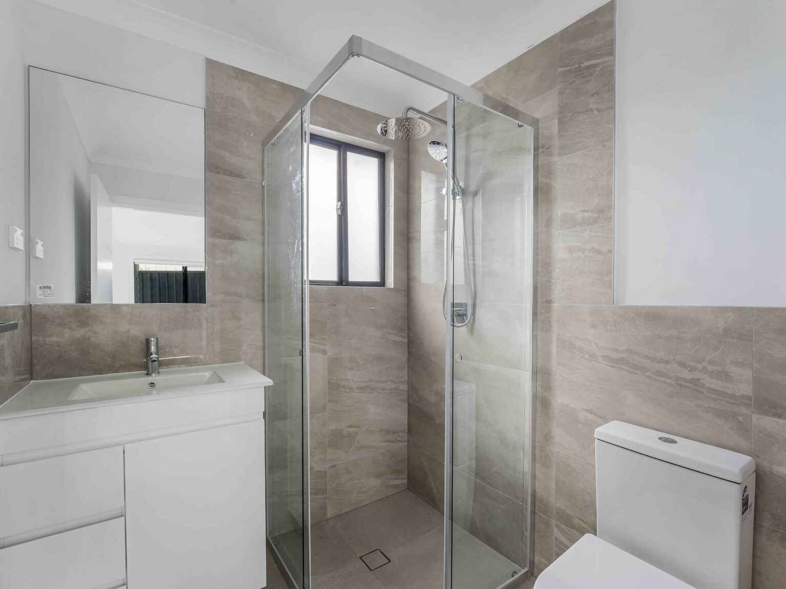 150c Hill Road Lurnea