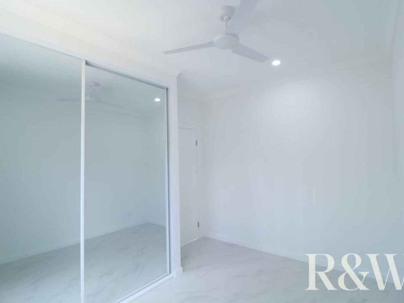 5A Augusta Place St Clair