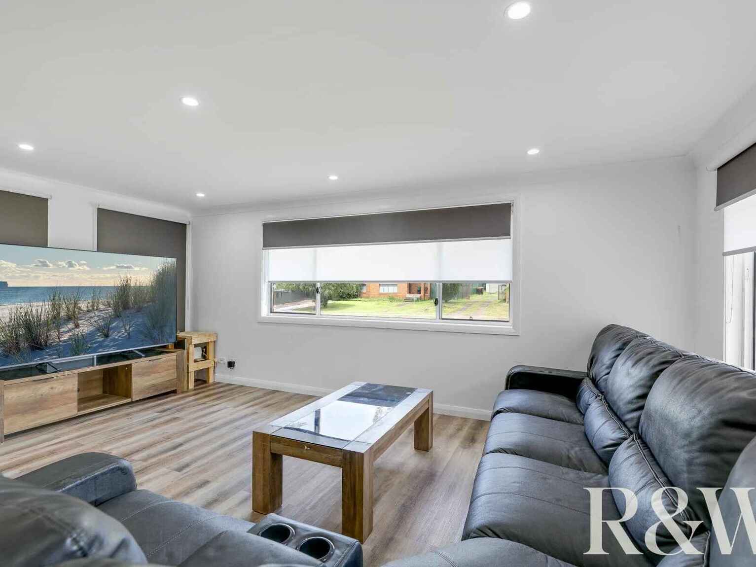 1 & 1A Chrisalex Place St Clair