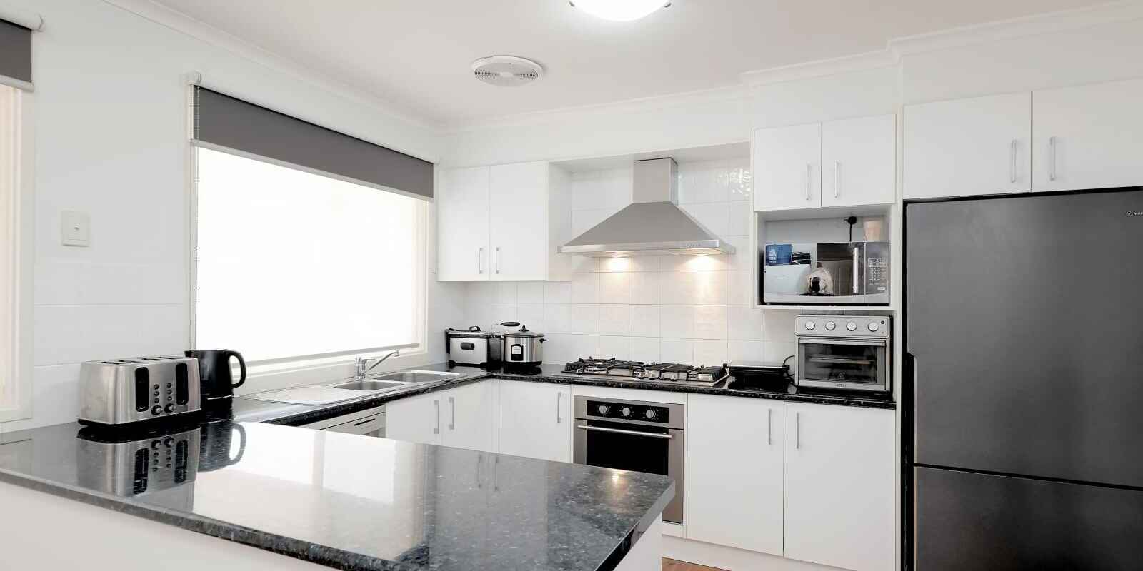 1 & 1A Chrisalex Place St Clair