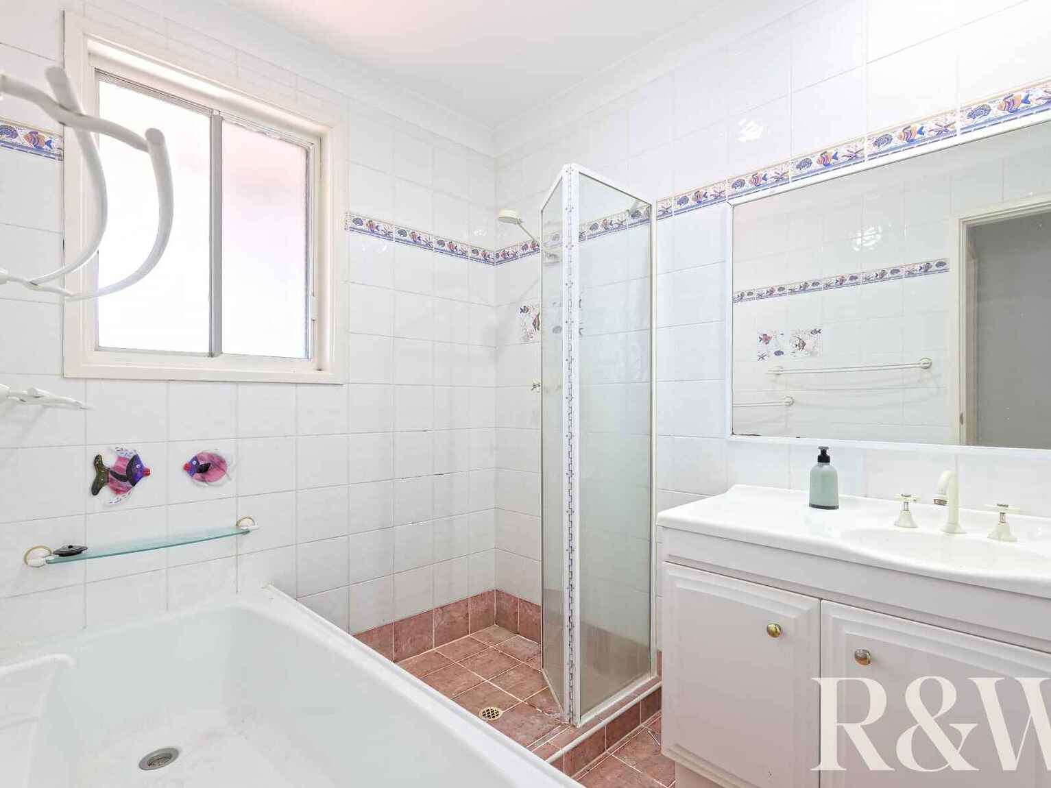 1 & 1A Chrisalex Place St Clair