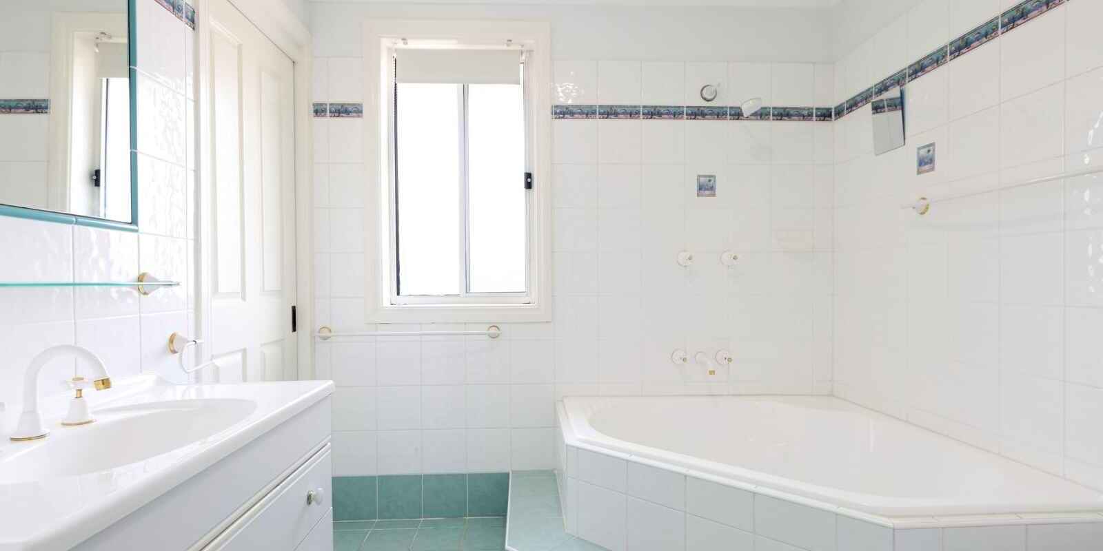 1 & 1A Chrisalex Place St Clair