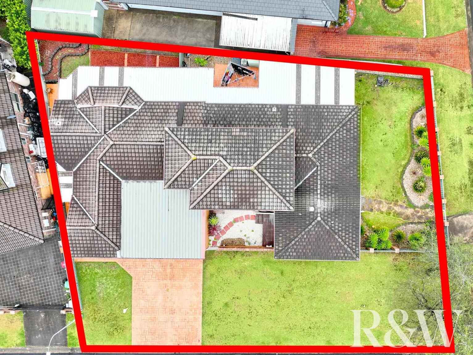 1 & 1A Chrisalex Place St Clair