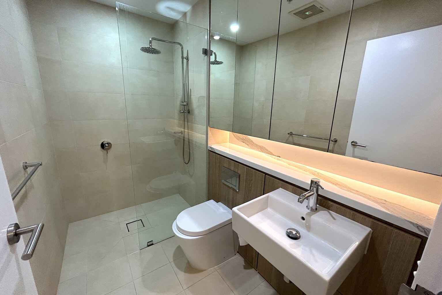 104/5 Maple Tree Road Westmead