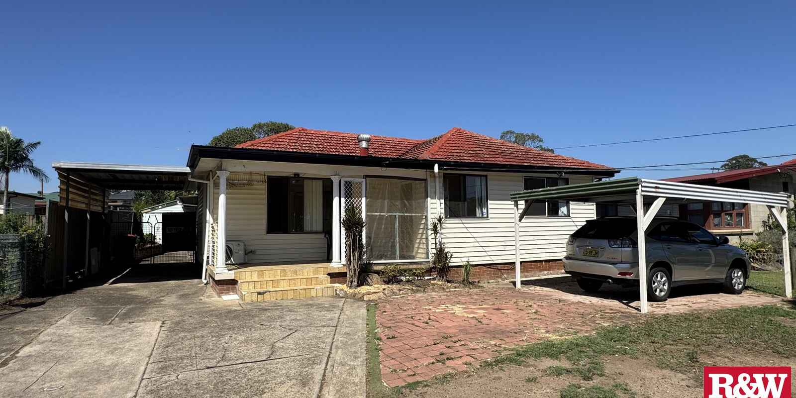 29 Kingarth Street Busby