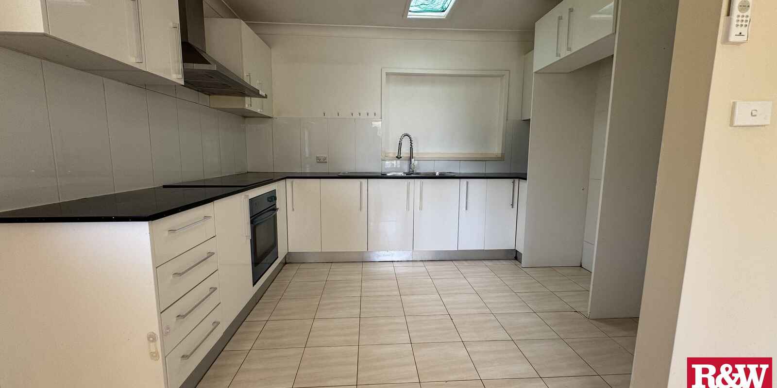 29 Kingarth Street Busby