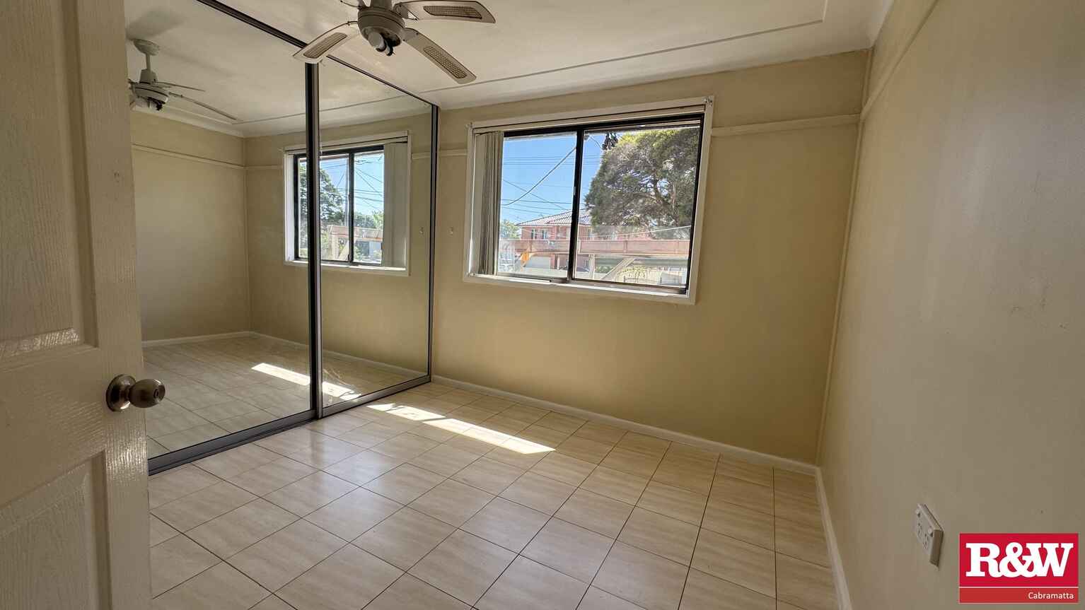 29 Kingarth Street Busby