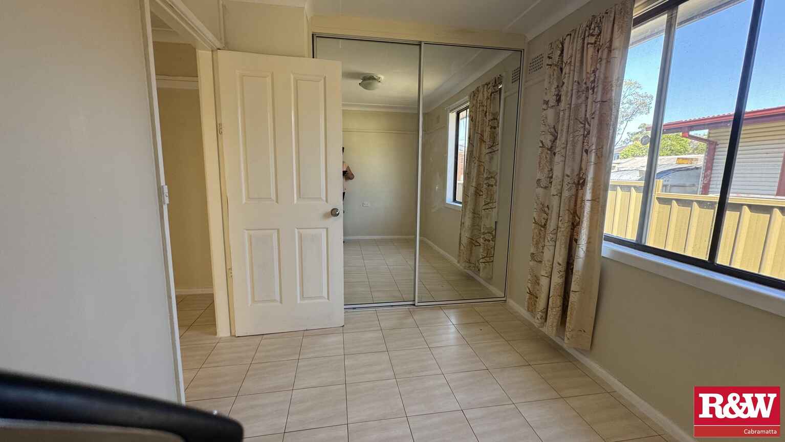 29 Kingarth Street Busby