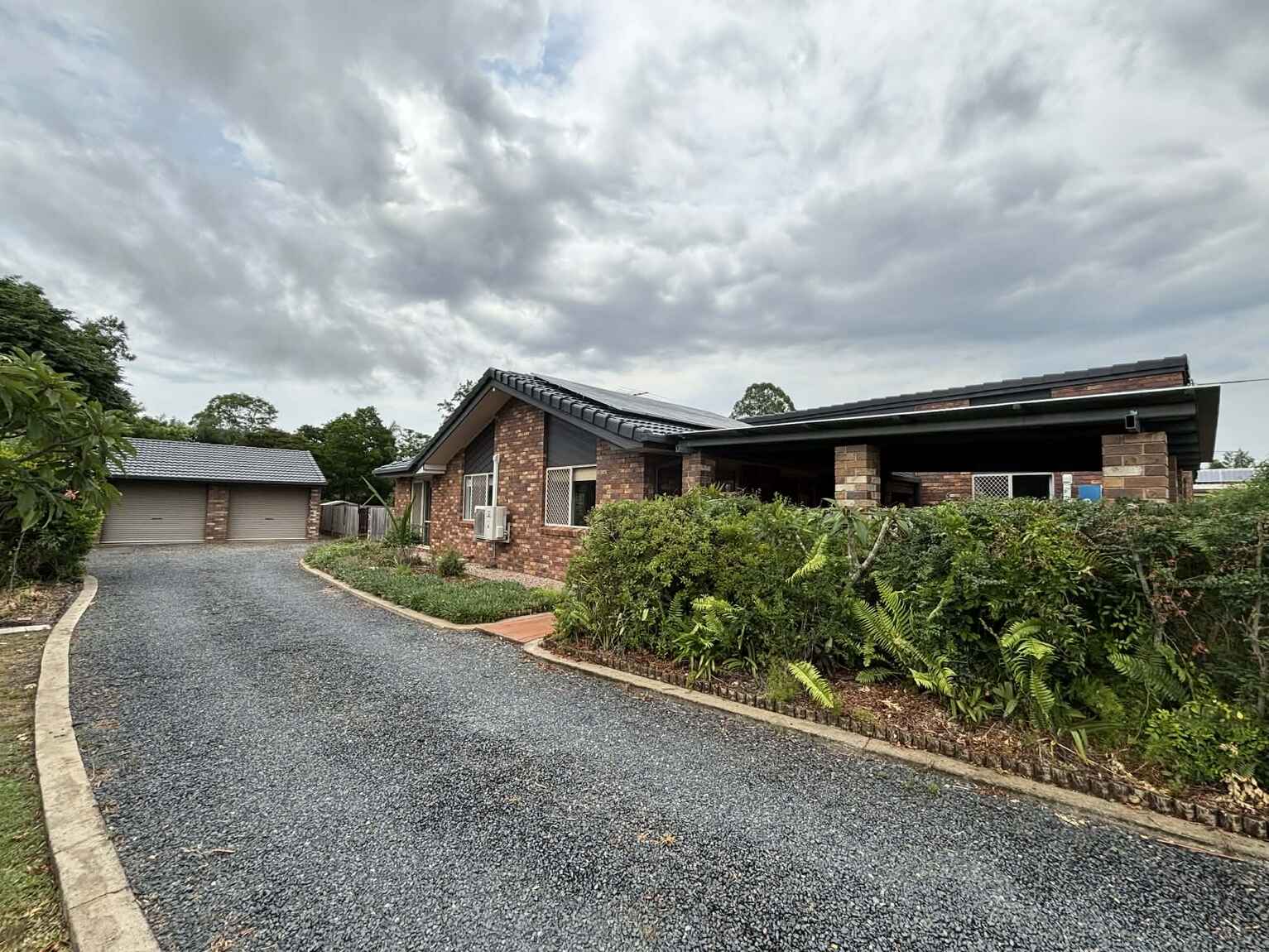 33 Firetail Court Morayfield 33 Firetail Court Morayfield