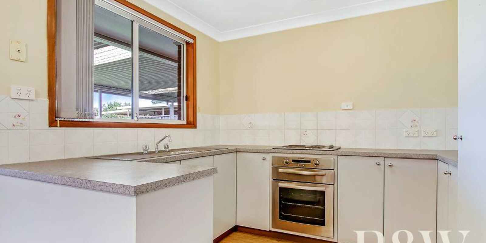 4 Sandalwood Avenue St Clair