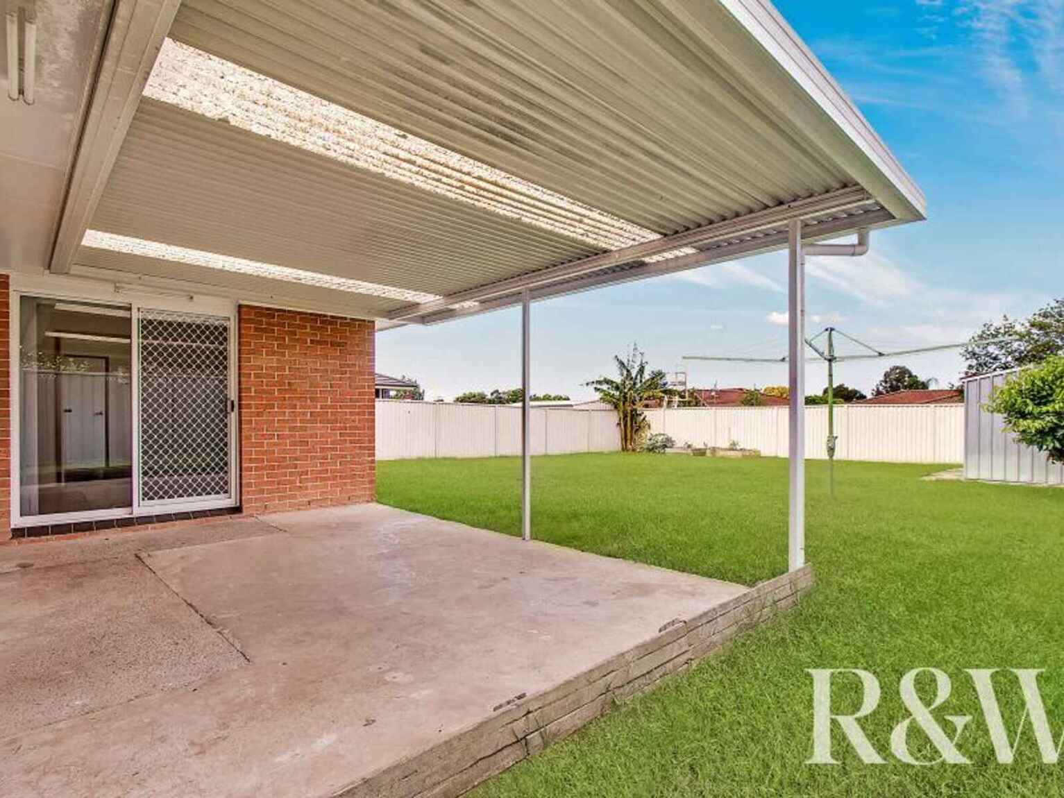 4 Sandalwood Avenue St Clair