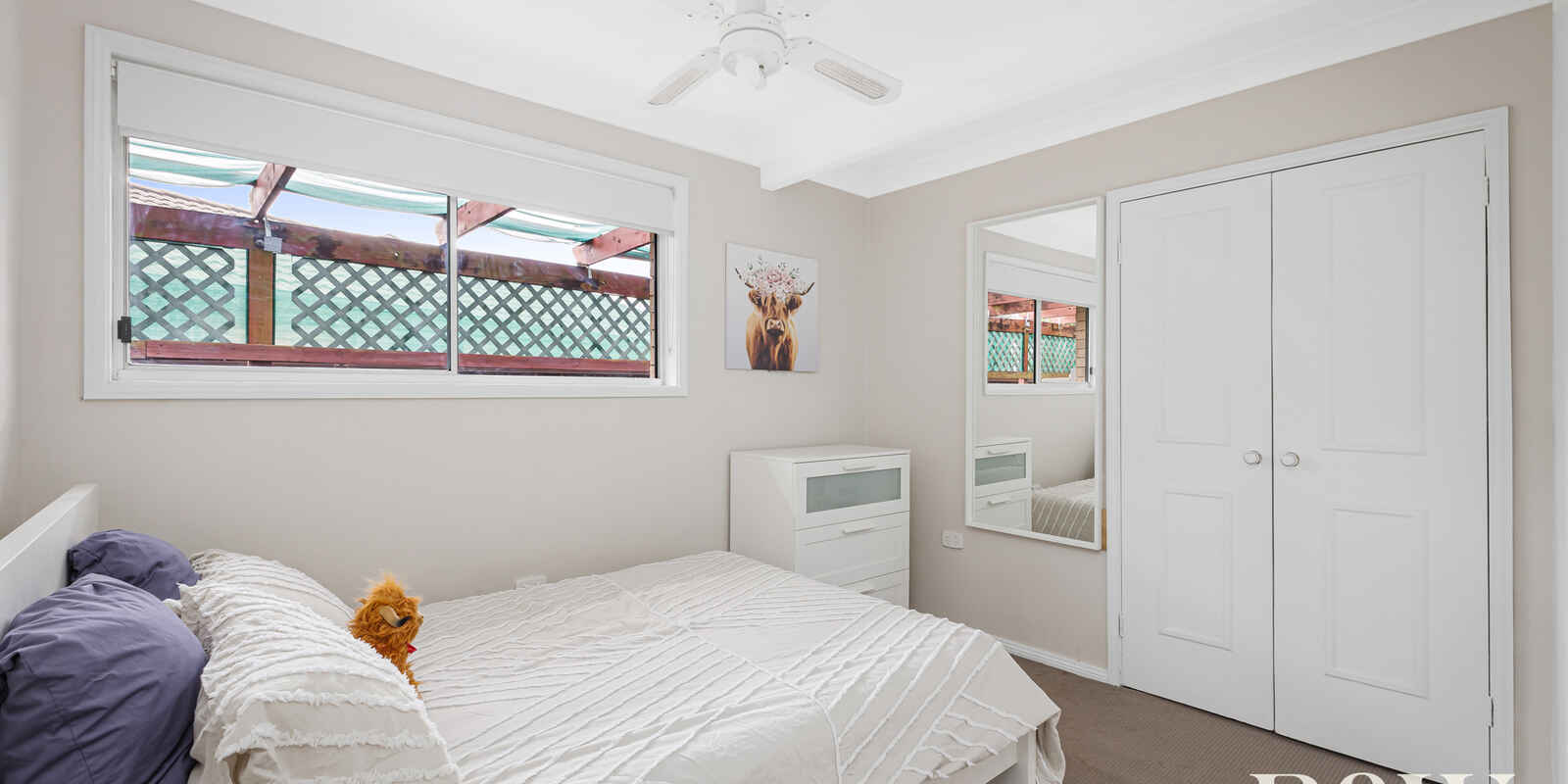 30 Francis Greenway Avenue St Clair