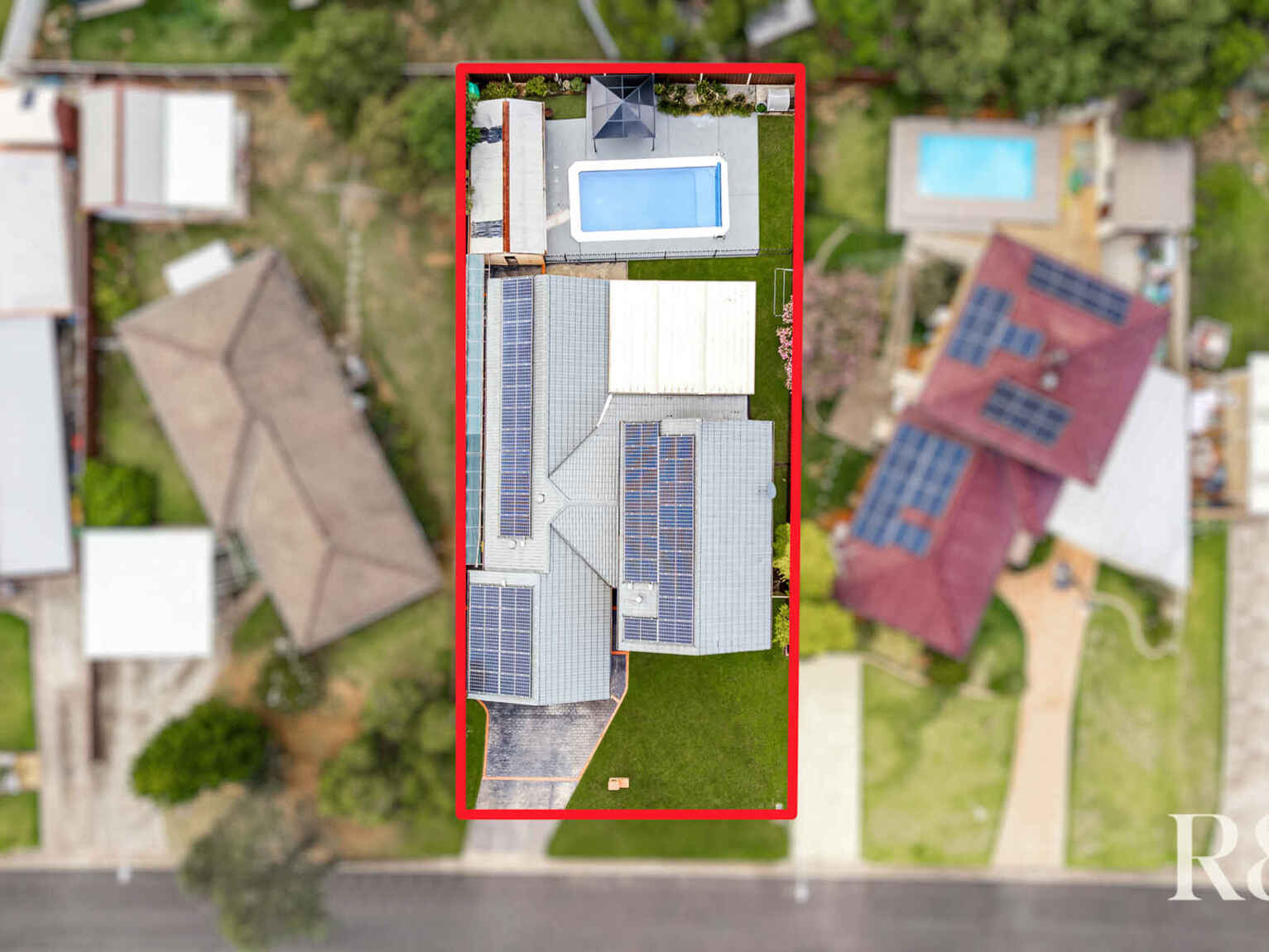 30 Francis Greenway Avenue St Clair