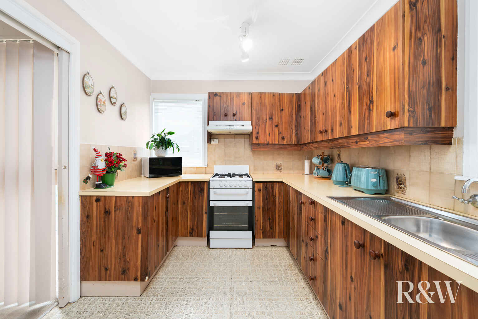 8 Hindemith Avenue Emerton