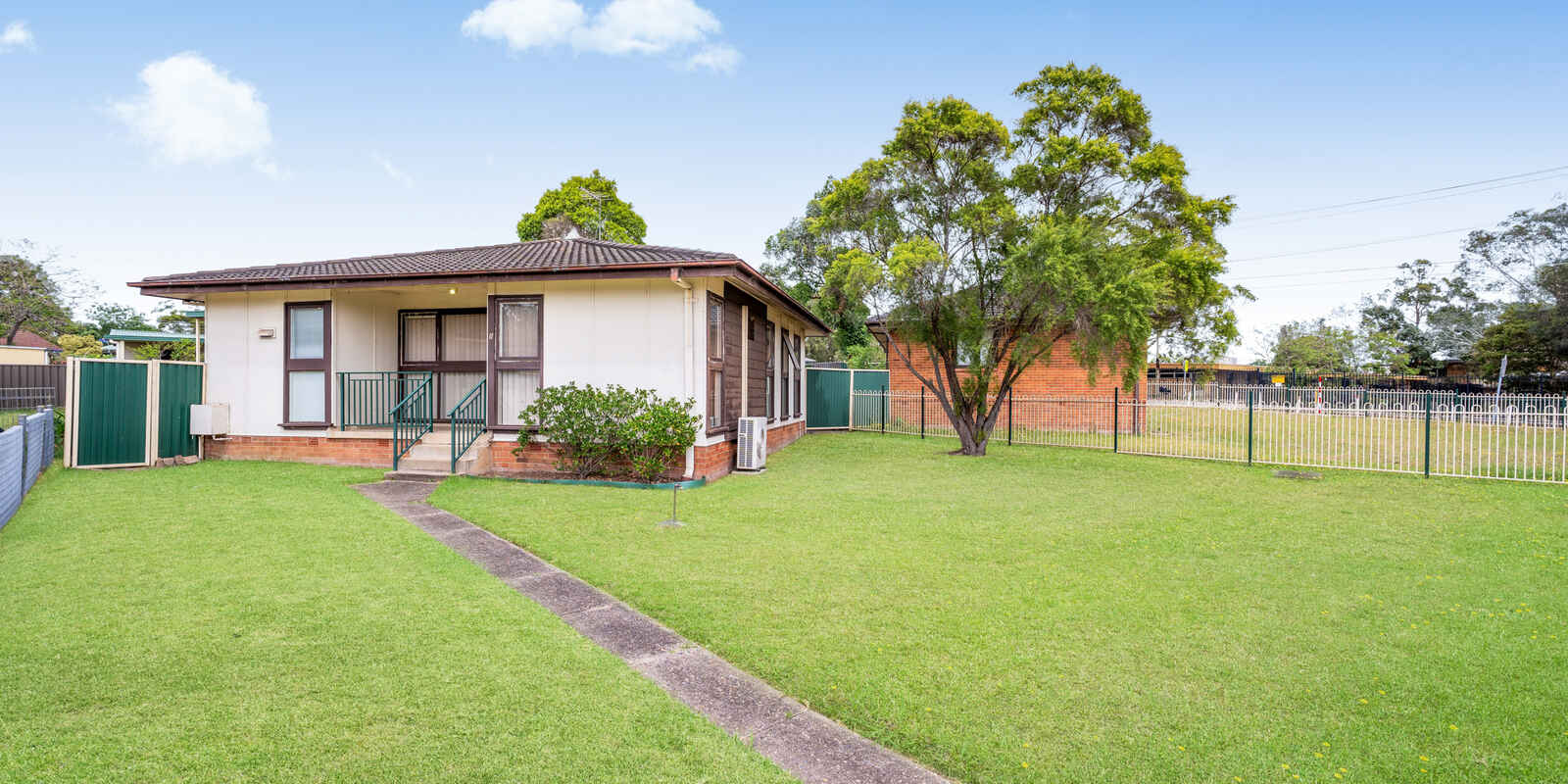 8 Hindemith Avenue Emerton