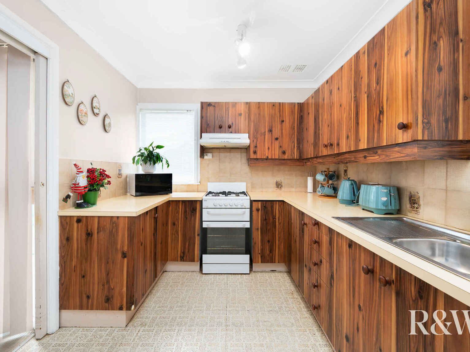 8 Hindemith Avenue Emerton 8 Hindemith Avenue Emerton