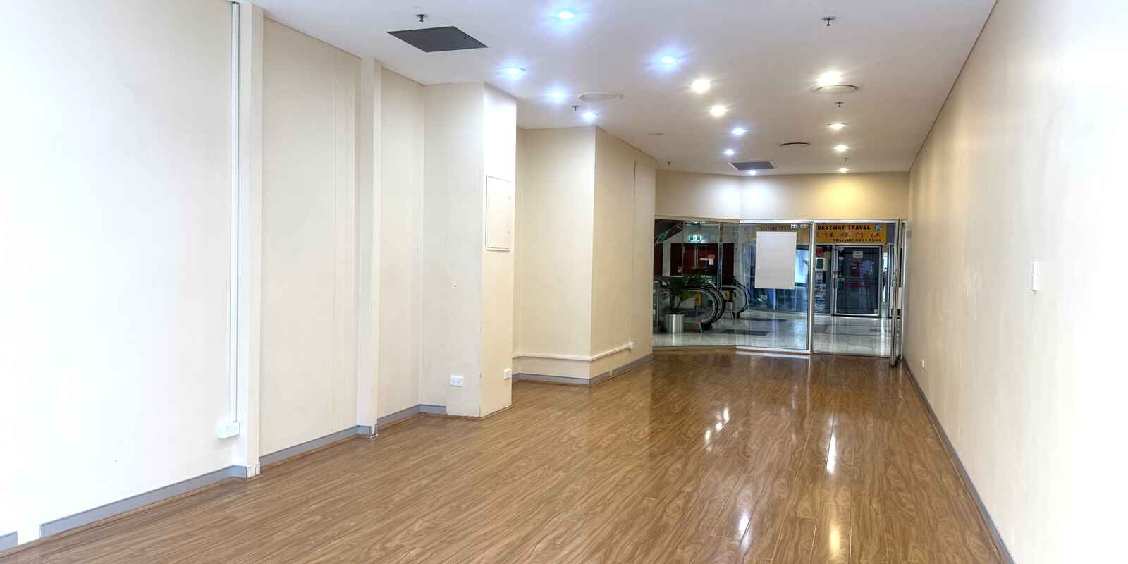 Shop 120 & 121/8 Quay Street Haymarket