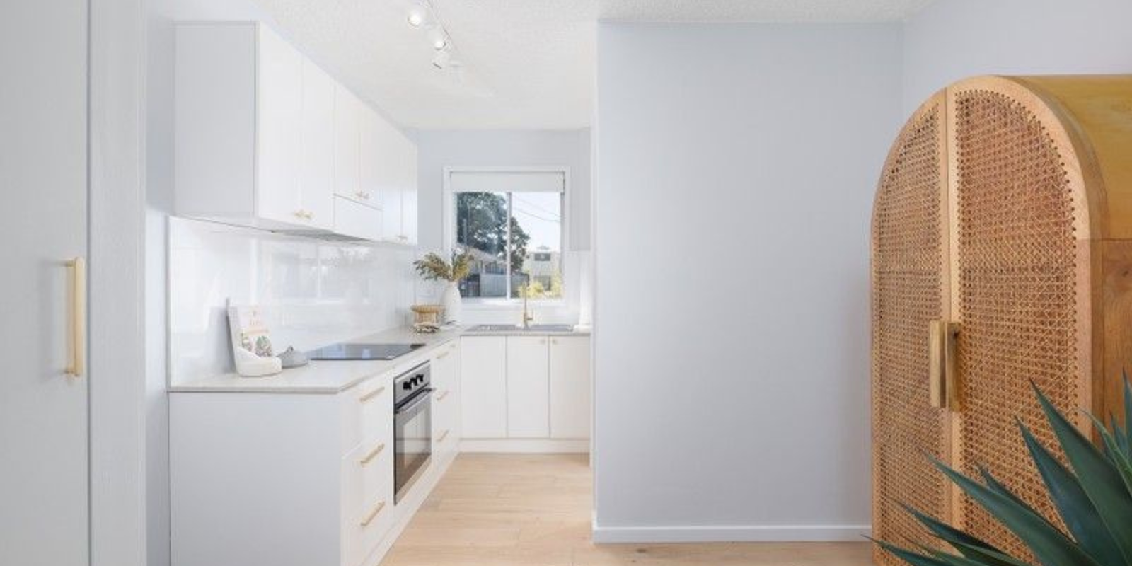 2/159 Booker Bay Road Booker Bay