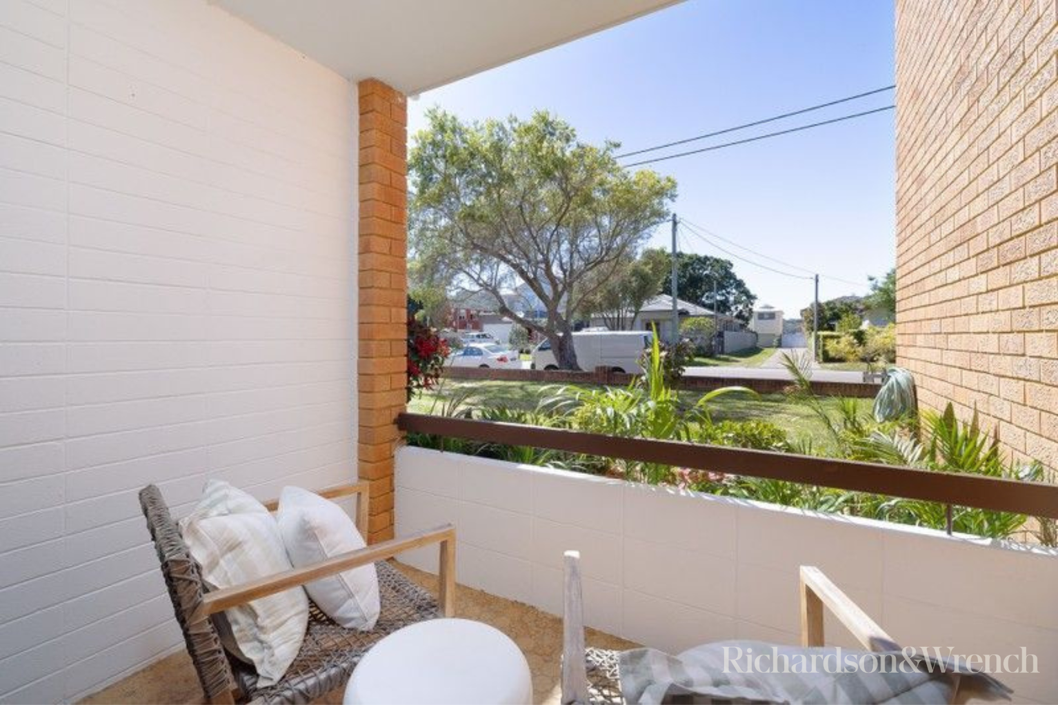 2/159 Booker Bay Road Booker Bay