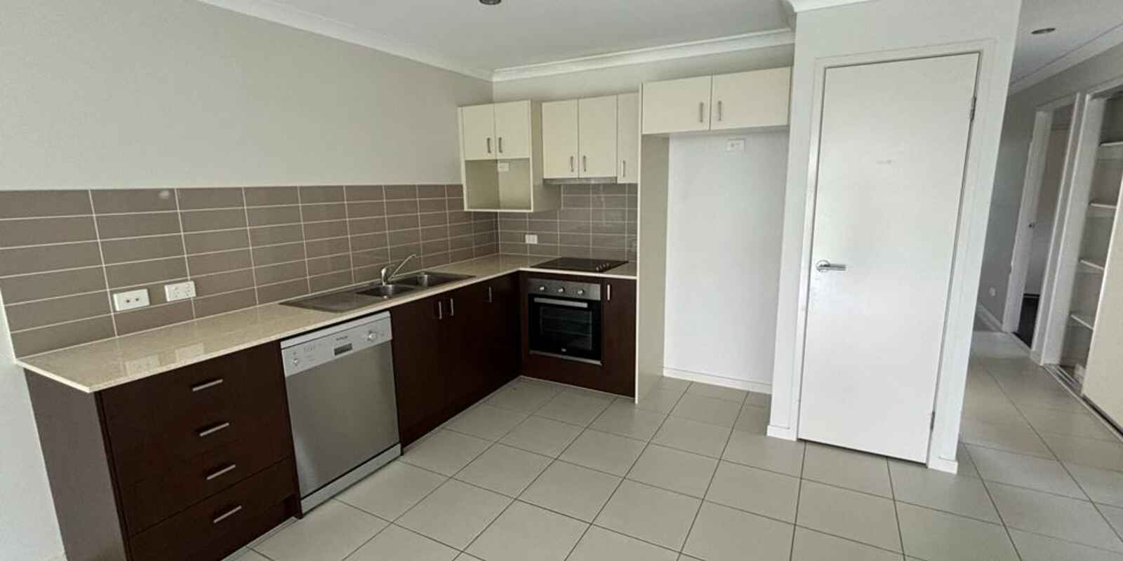 1/19 Leopardtree Drive Upper Caboolture