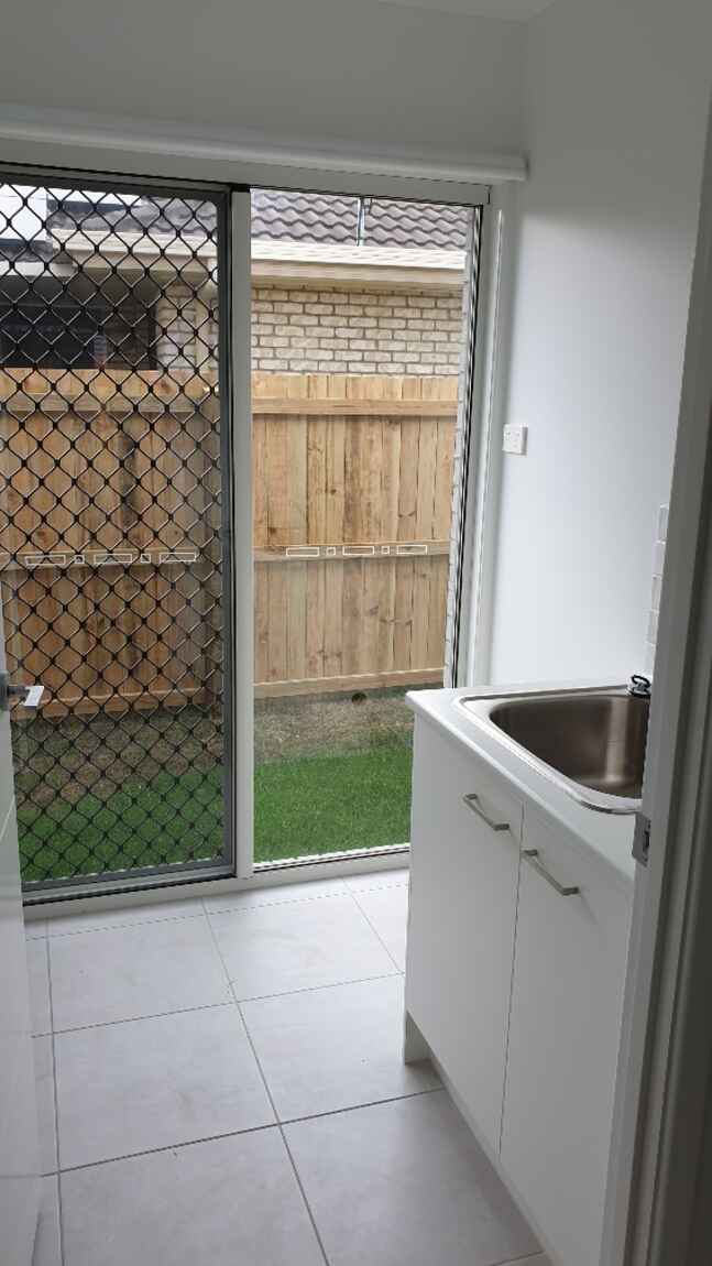 18 Van Beelan Street Caboolture