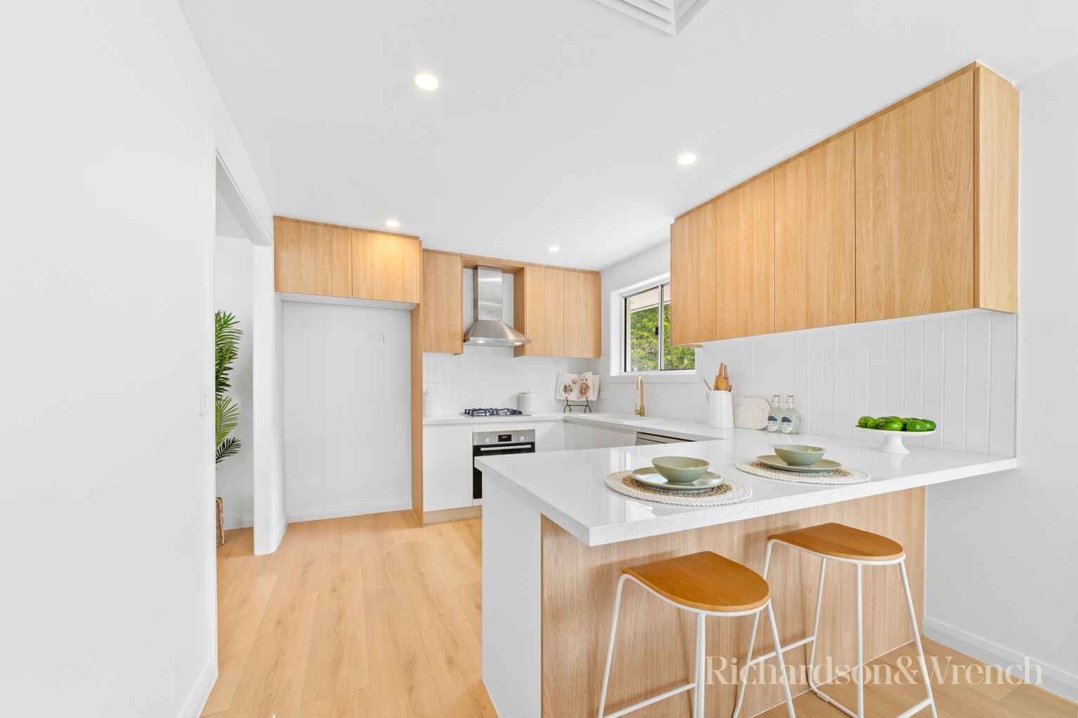 9 Nambucca Drive Woy Woy