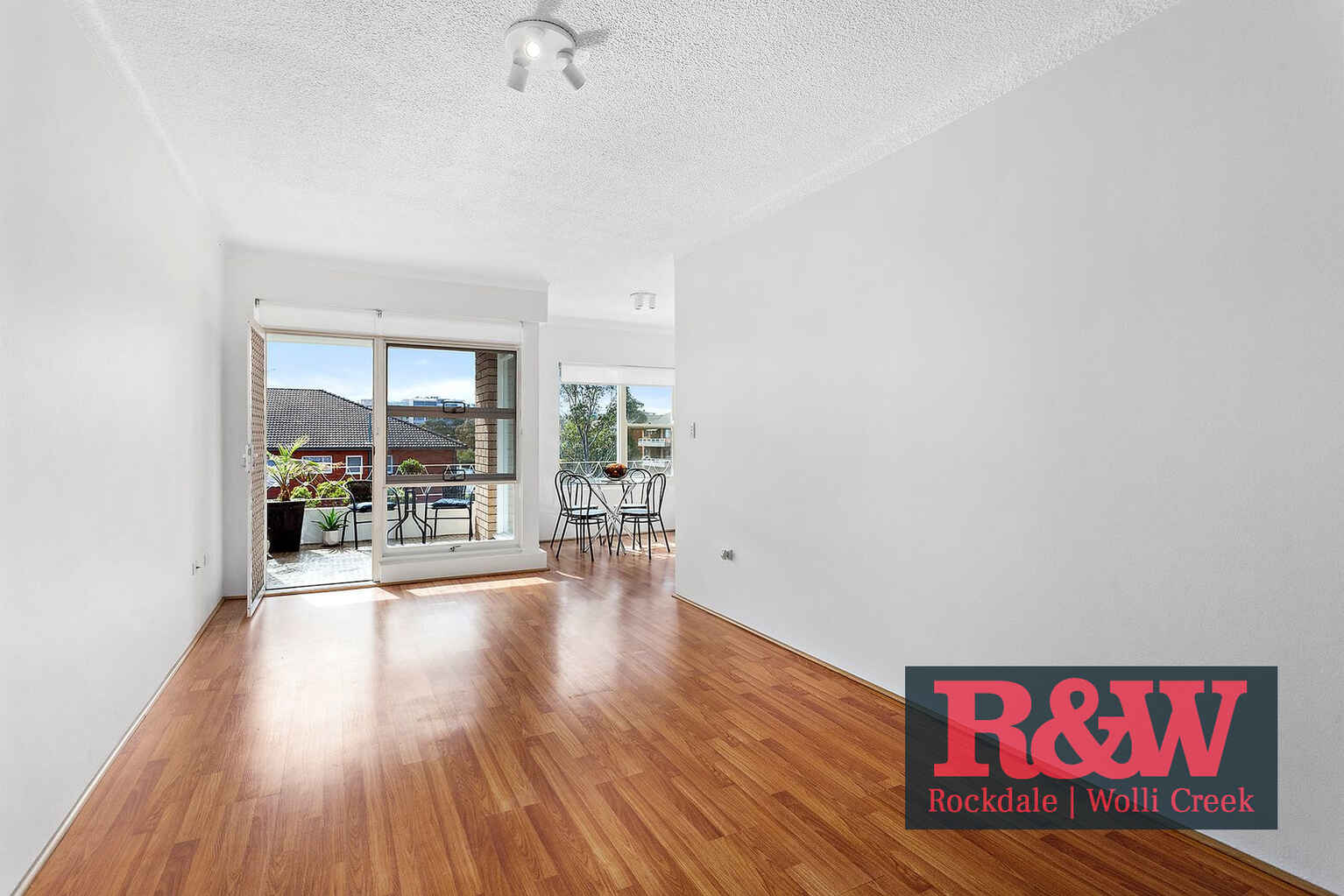 10/37-39 Kings Road Brighton-Le-Sands