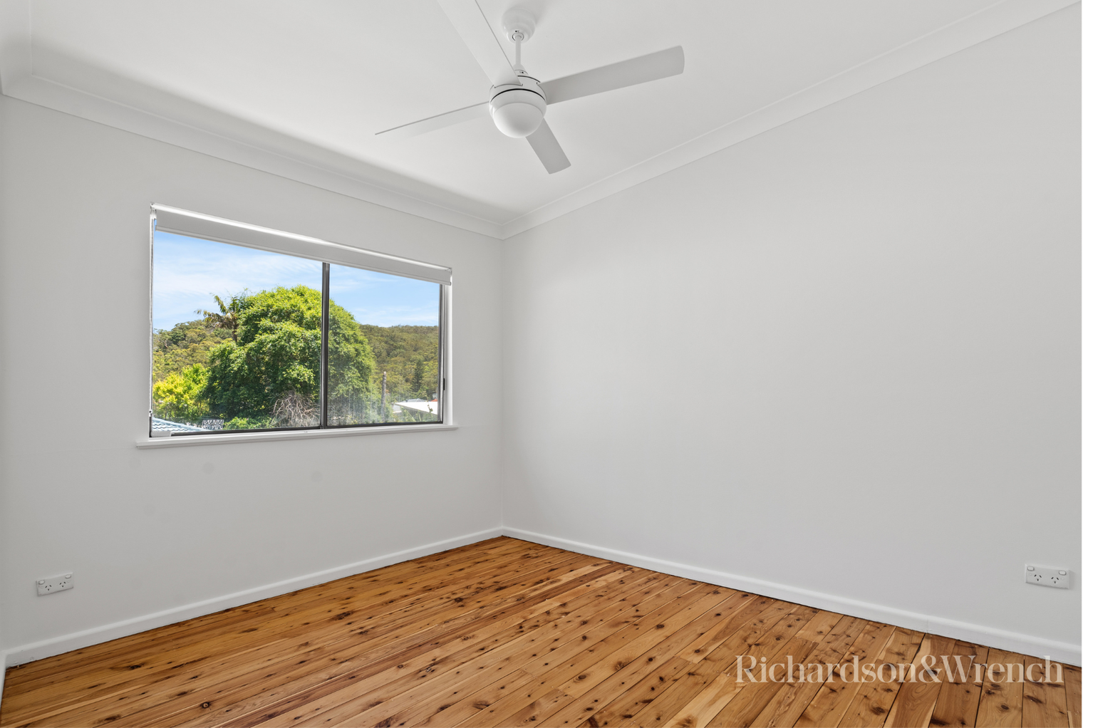 27 Blue Waters Parade Tascott