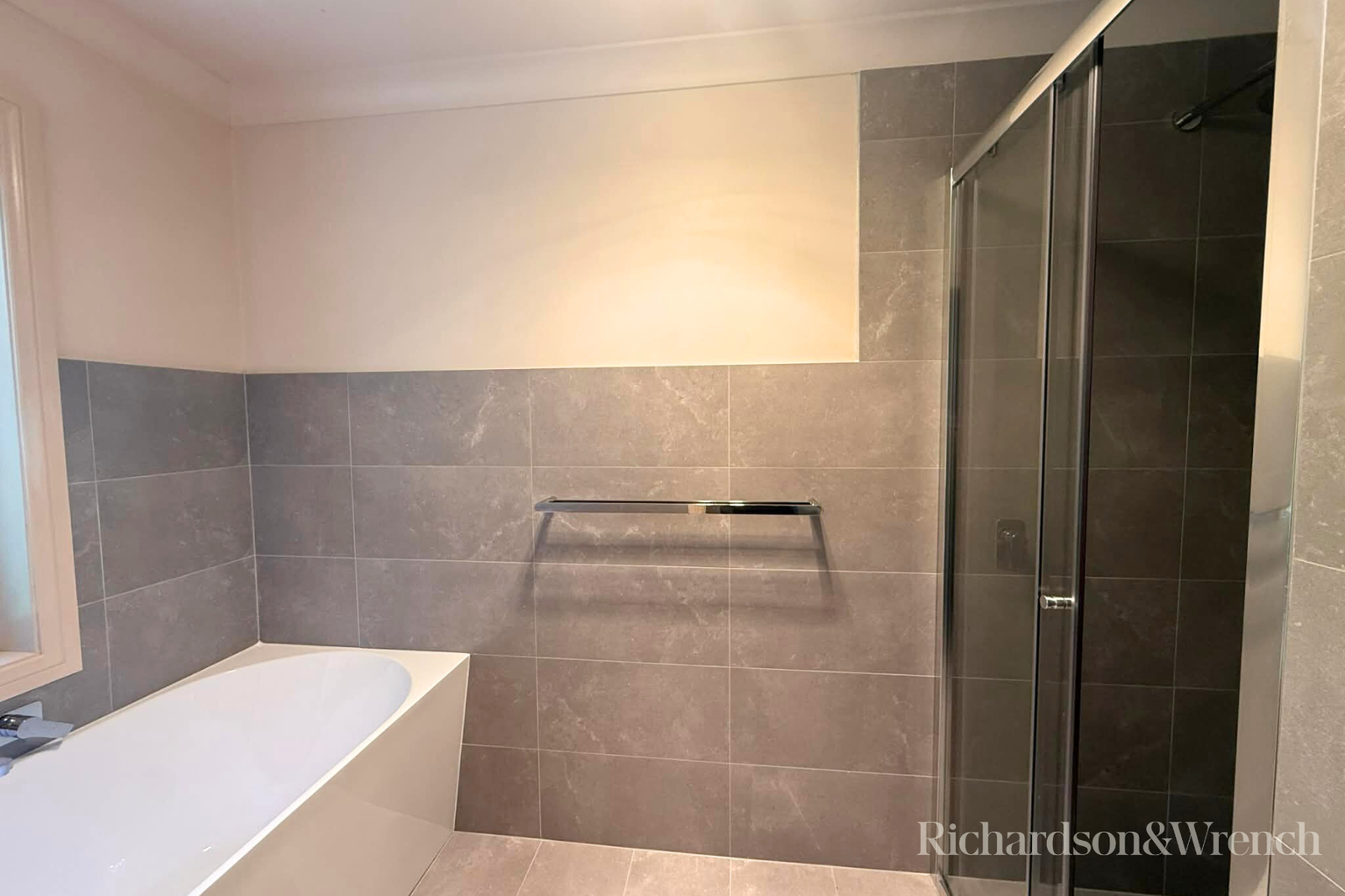 37 Narooma Road Niagara Park