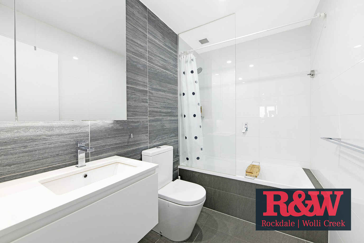 1908/9 Brodie Spark Drive Wolli Creek