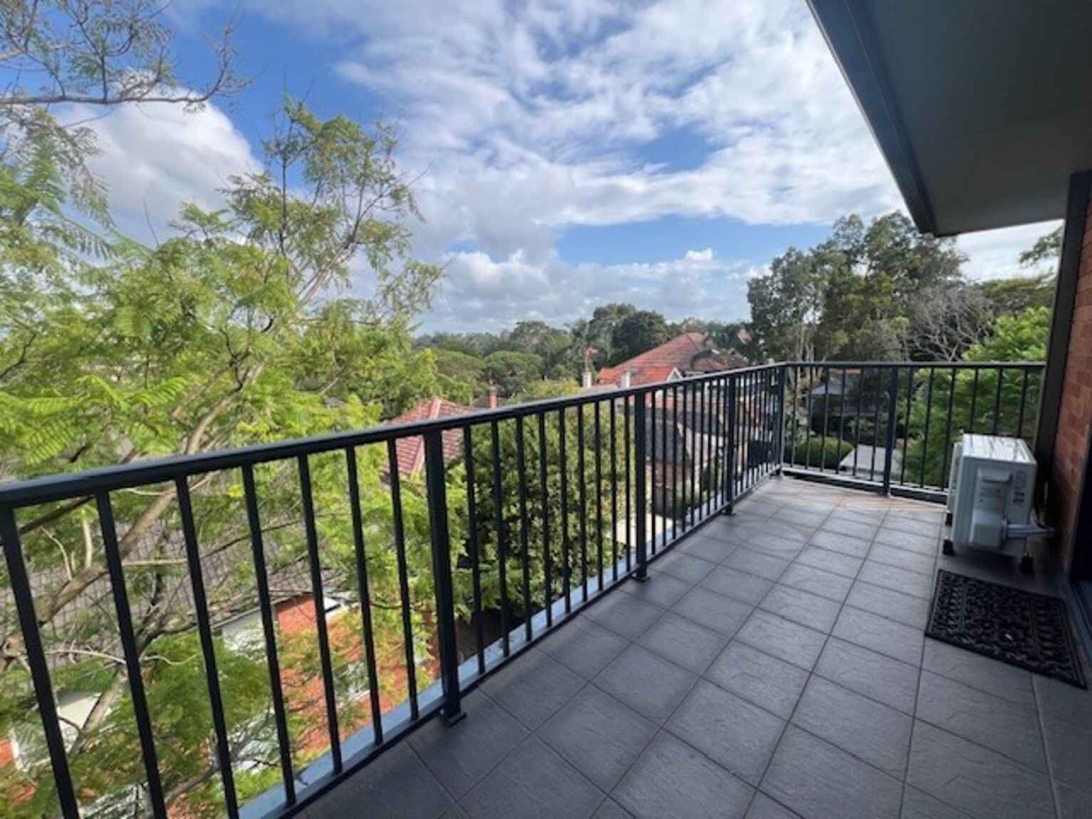 17/122 Raglan Street Mosman