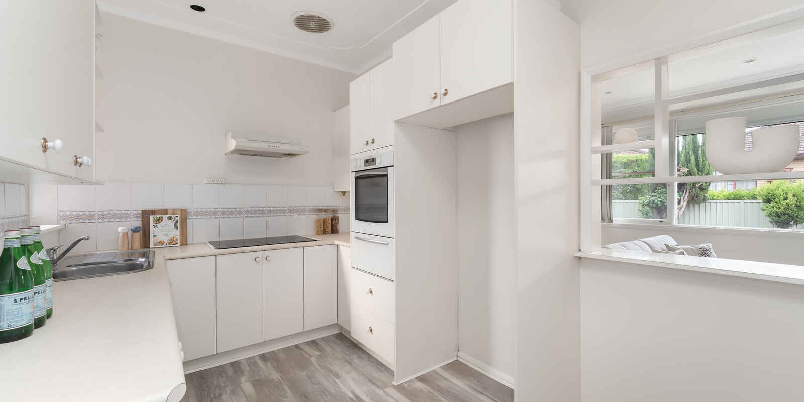 4/15 Solander Street Monterey