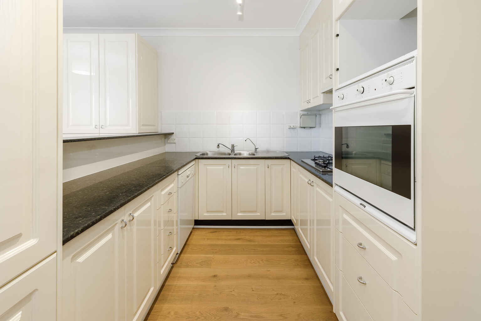 6/11-15 Goodchap Road Chatswood