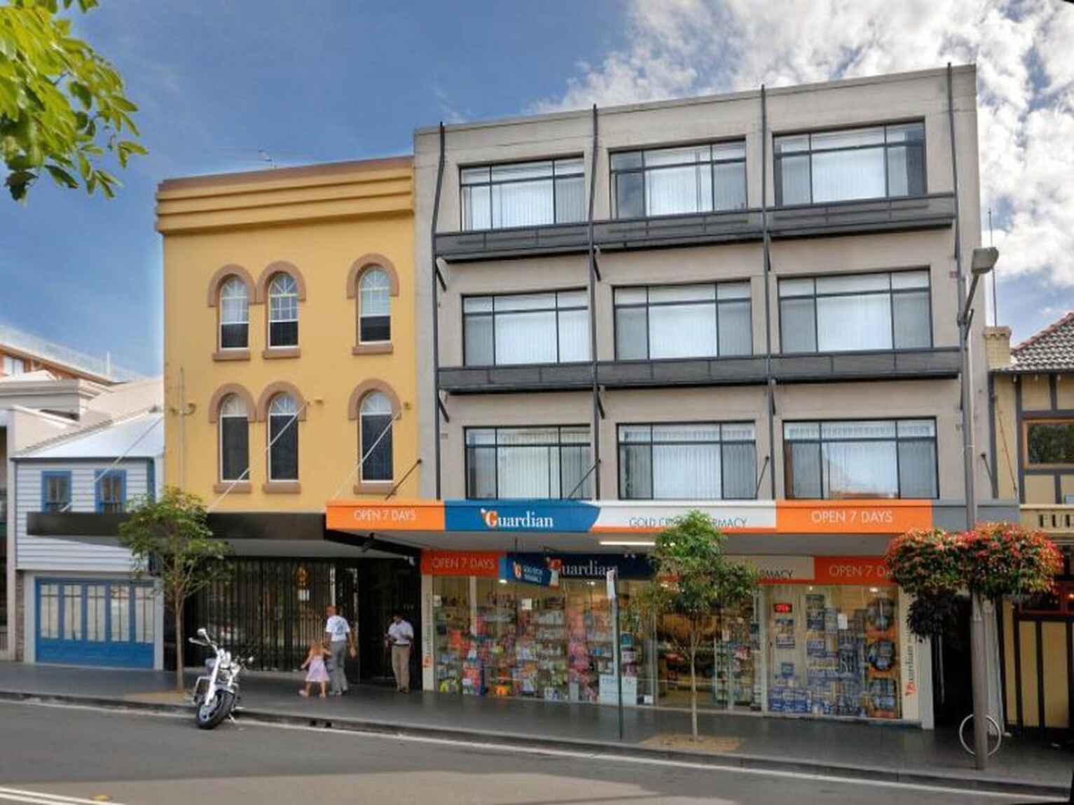 2/118 Redfern Street Redfern