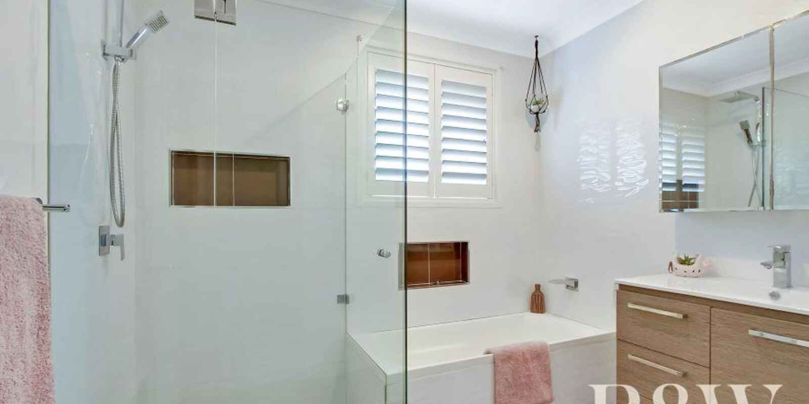 13 McIntyre Avenue St Clair