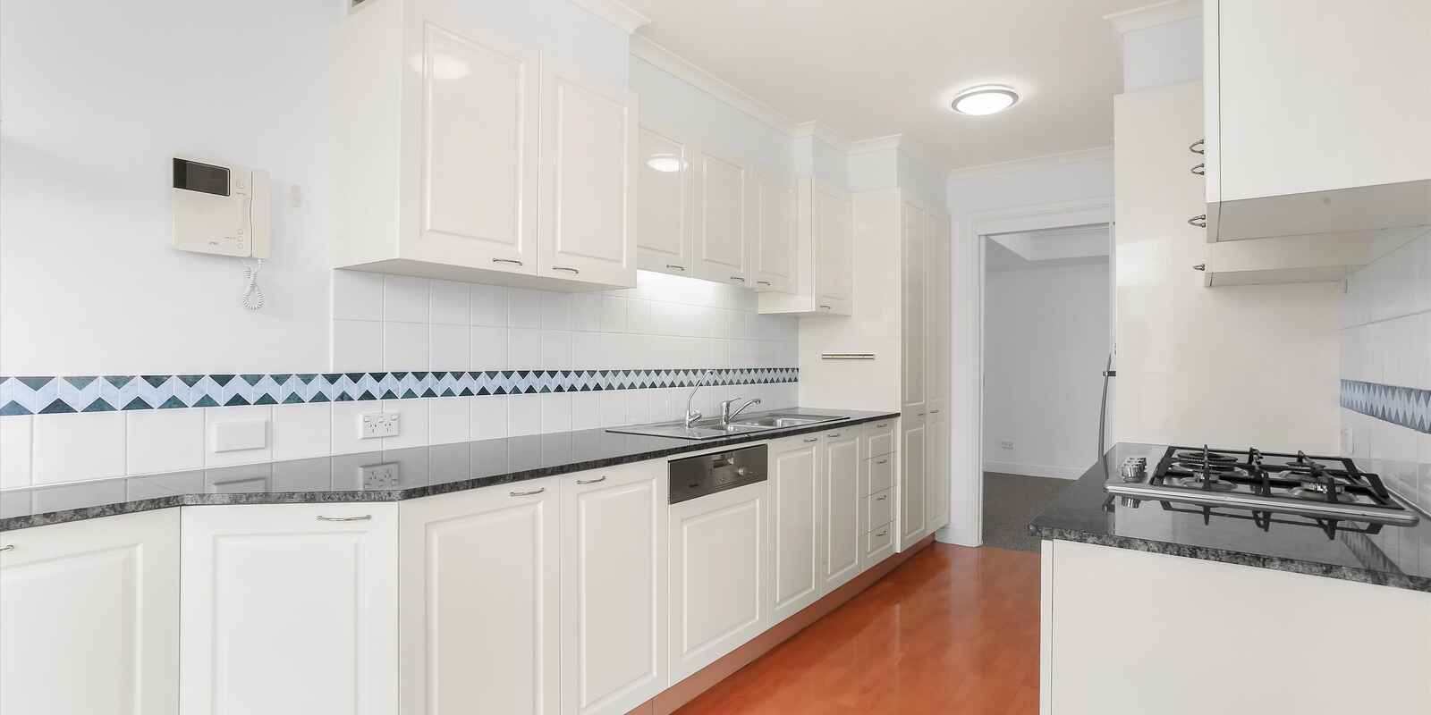 25c/2 Brady St Mosman