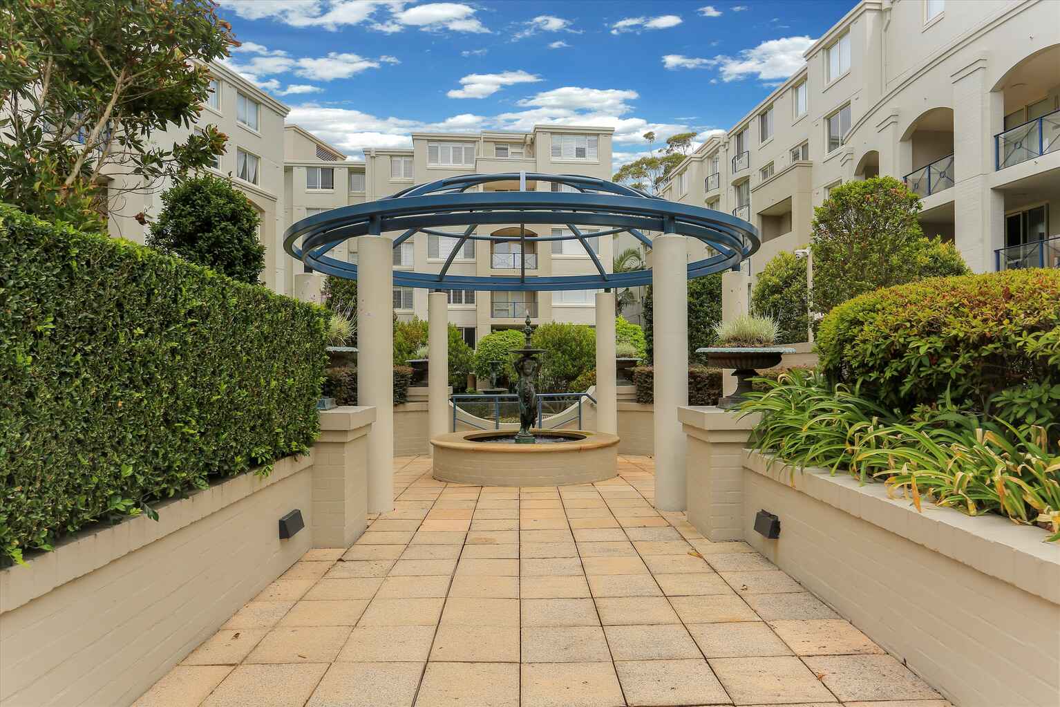 25c/2 Brady St Mosman