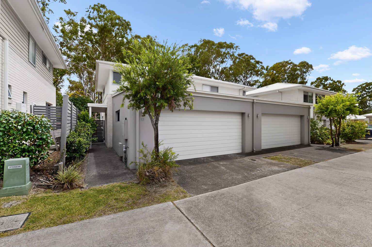 17/20 Eminence Lane Bridgeman Downs