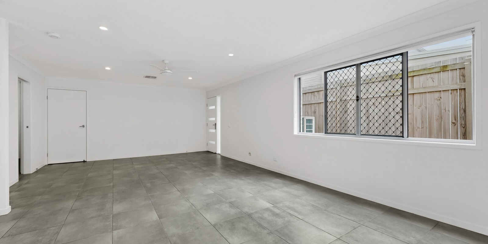 17/20 Eminence Lane Bridgeman Downs