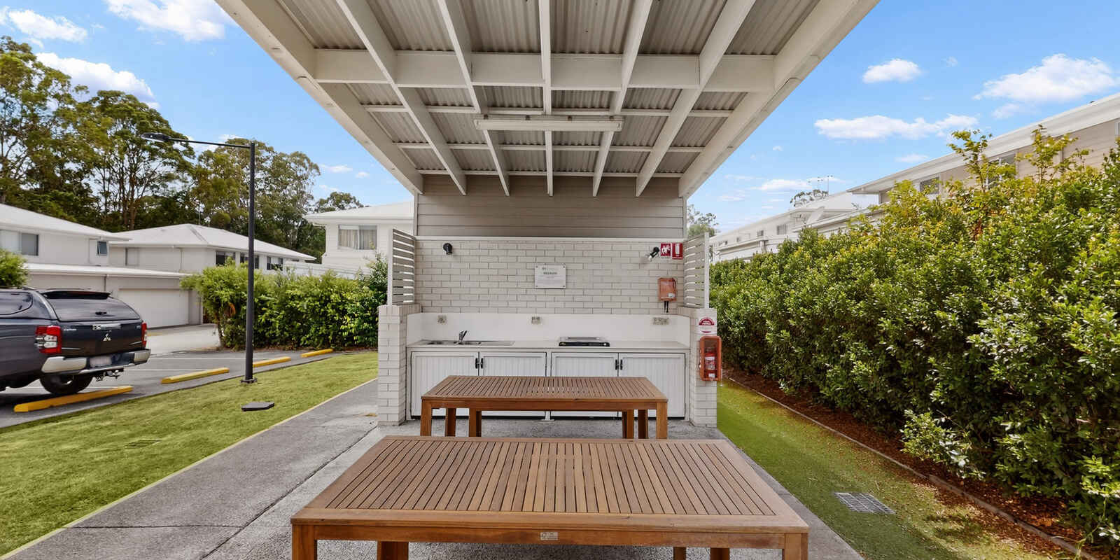 17/20 Eminence Lane Bridgeman Downs