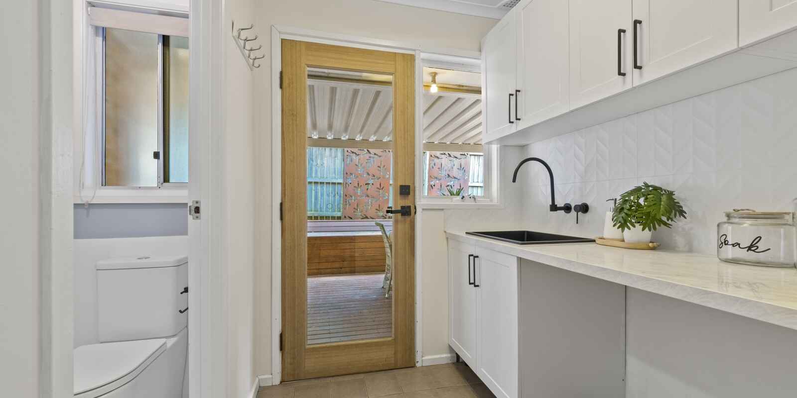 22 Warrawilla Road Wyoming