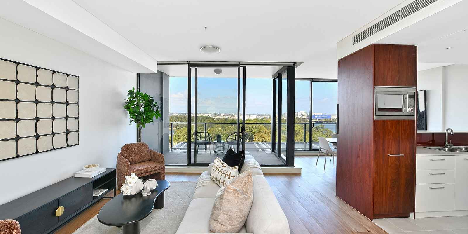 1010/10 Brodie Spark Drive Wolli Creek