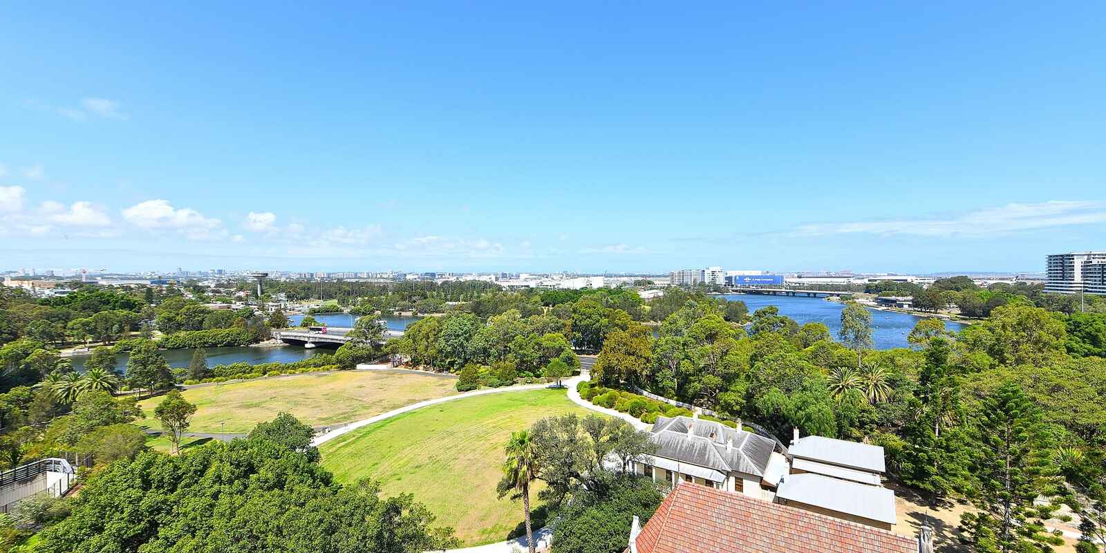 1010/10 Brodie Spark Drive Wolli Creek